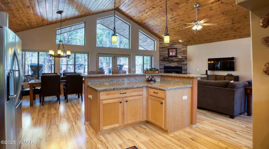 011_Kitchen