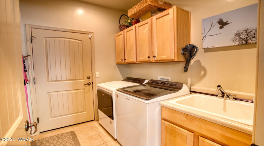 022_Laundry Room