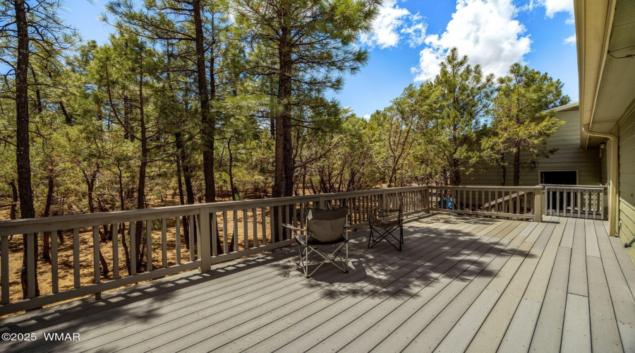 Spacious Back Deck