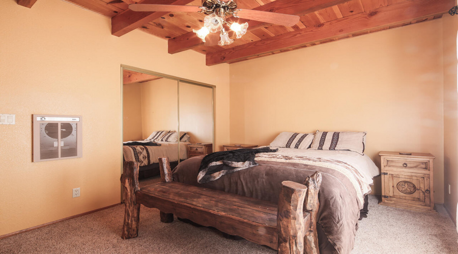 MLS 5002 Horseshoe Dr. Bedroom
