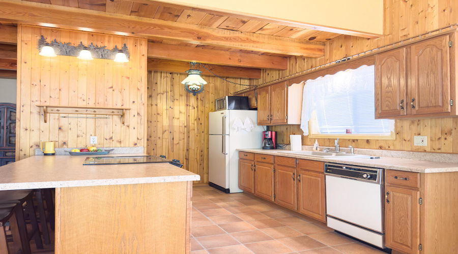 MLS 5002 Horseshoe Dr Kitchen_3458