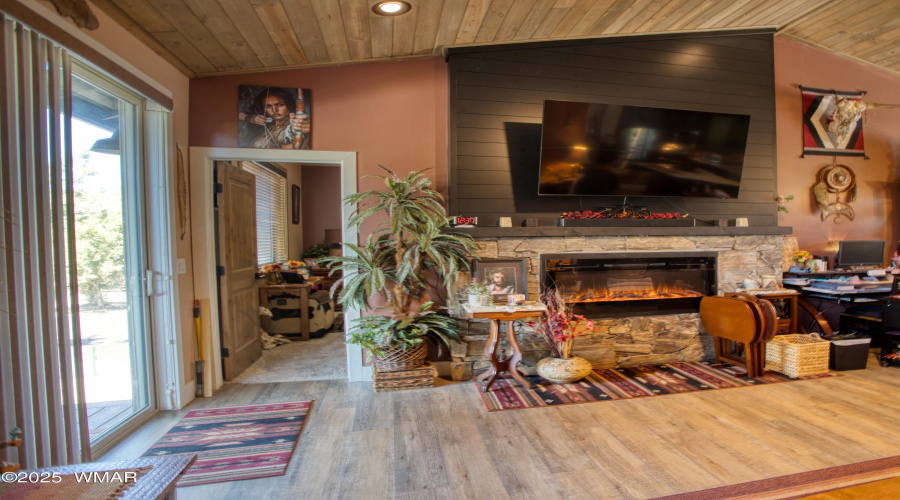 013_Living Room