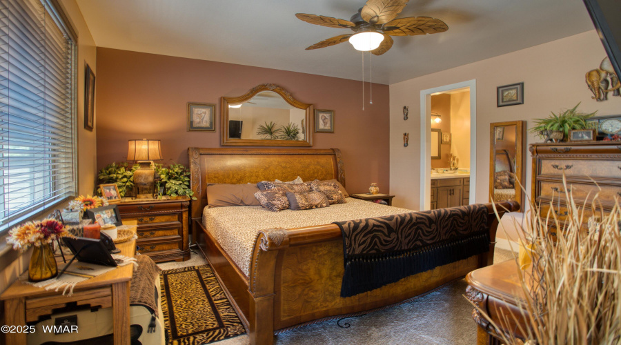 014_Main Suite