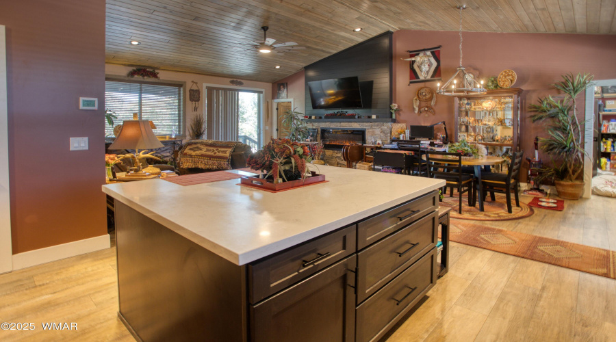007_Kitchen & Dining