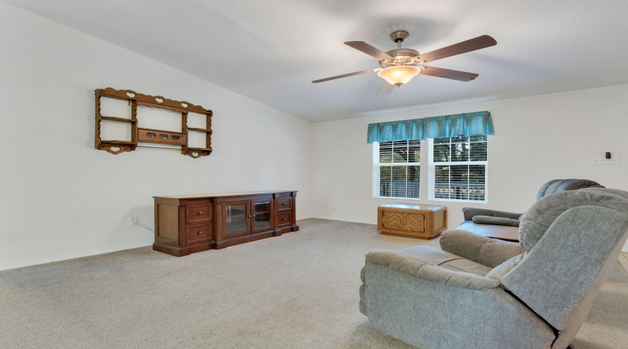 25-web-or-mls-TimberCreekImagery-25