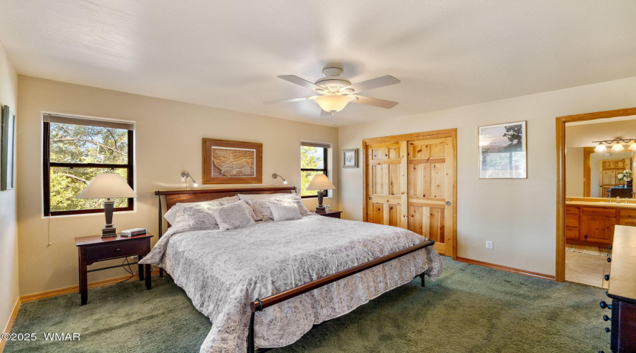 2761JaguarCir-HeberOvergaard-AZ-16