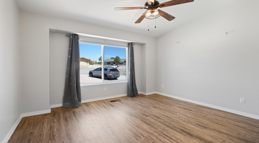 Upstairs Bedroom 2
