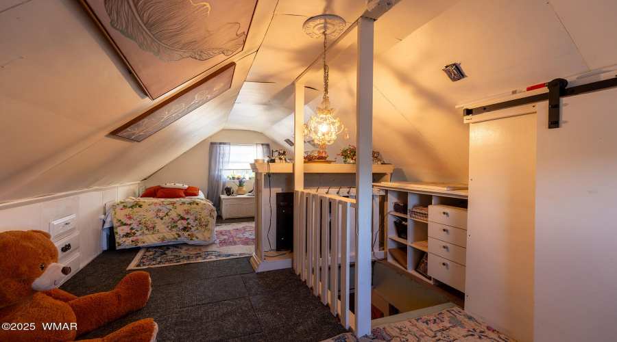 Bedroom 2/Loft space