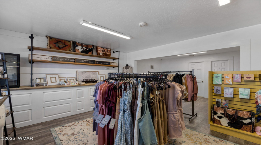 245WMainSt-SpringervilleAZ-12