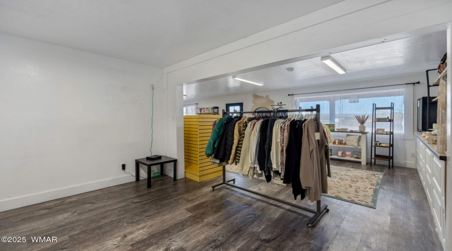 245WMainSt-SpringervilleAZ-13