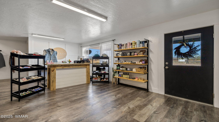 245WMainSt-SpringervilleAZ-9