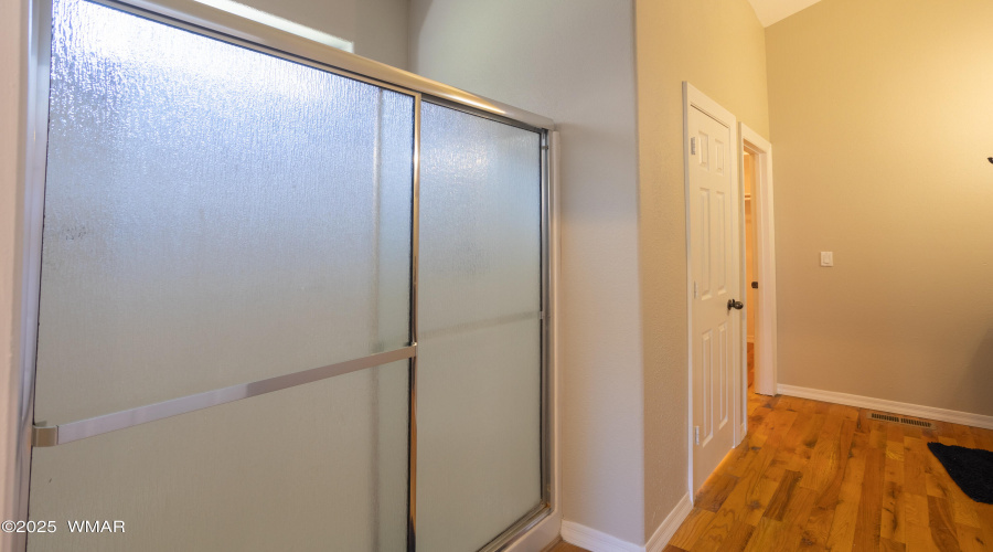 PAX_2525-HDR