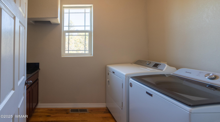 PAX_2558-HDR