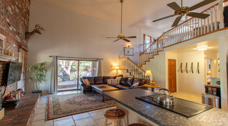 20' Ceiling-Open Staircase