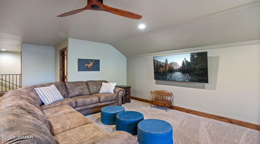 Living room in Bonus Room