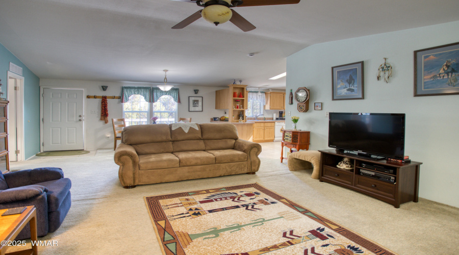 21 CR 3205, Vernon, AZ 85940