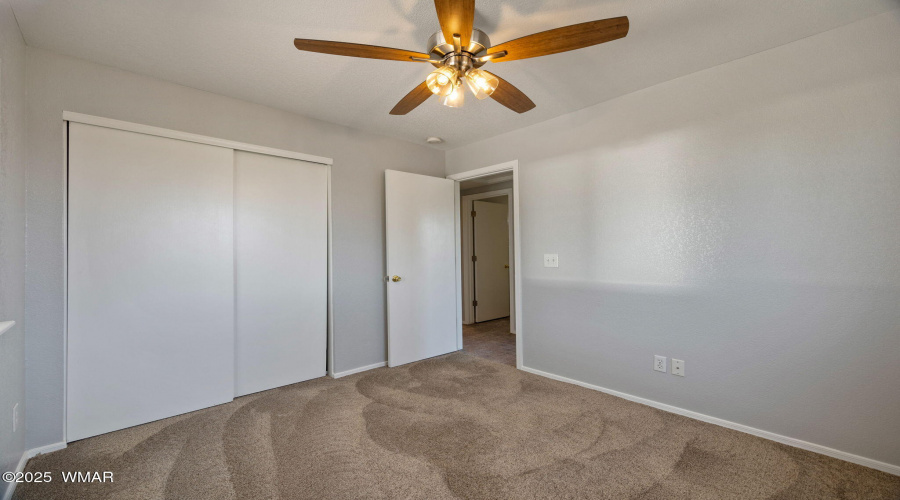 8641stStE-Snowflake-AZ-21