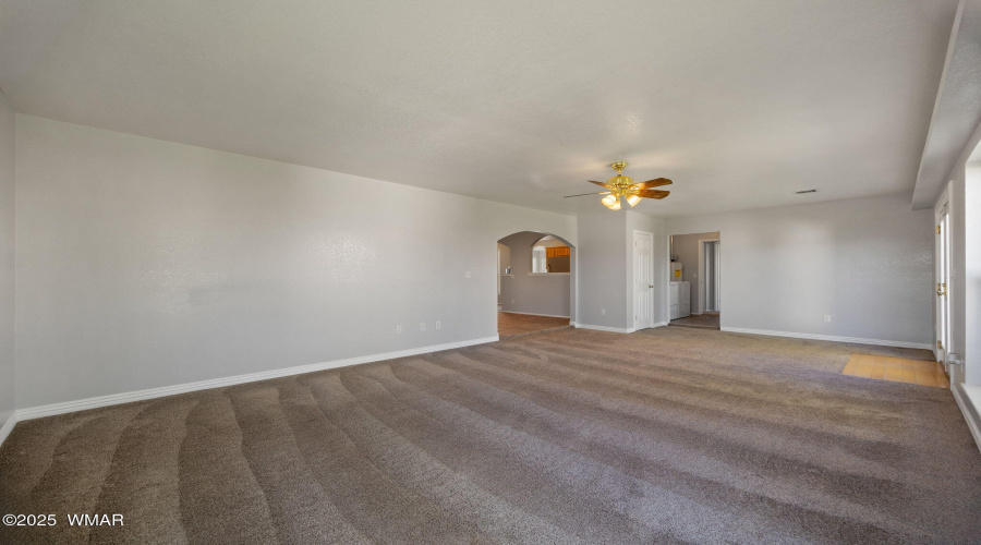 8641stStE-Snowflake-AZ-27