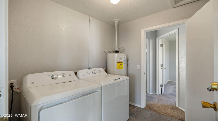 8641stStE-Snowflake-AZ-28