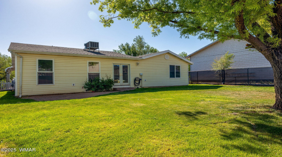 8641stStE-Snowflake-AZ-31