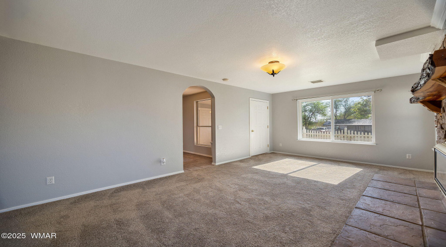8641stStE-Snowflake-AZ-8