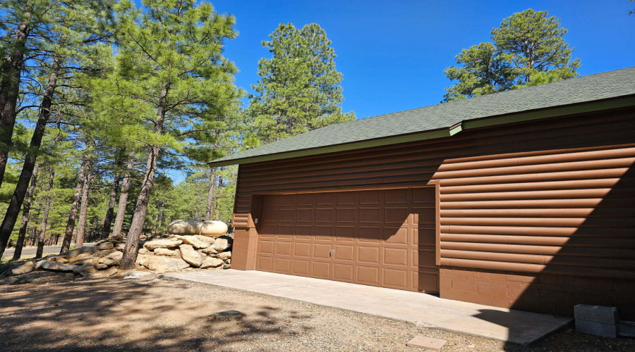 Dbl Garage