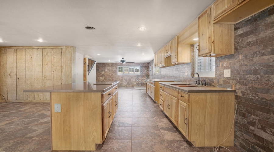 Kitchen 5