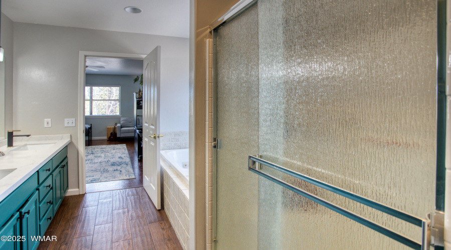 2nd Master Bath