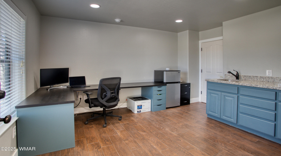 5th BR/Office