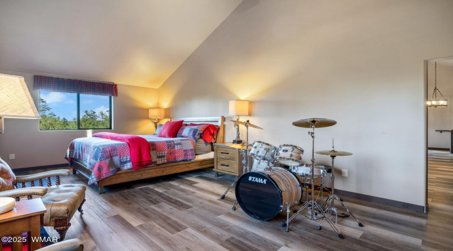 Guest house bedroom