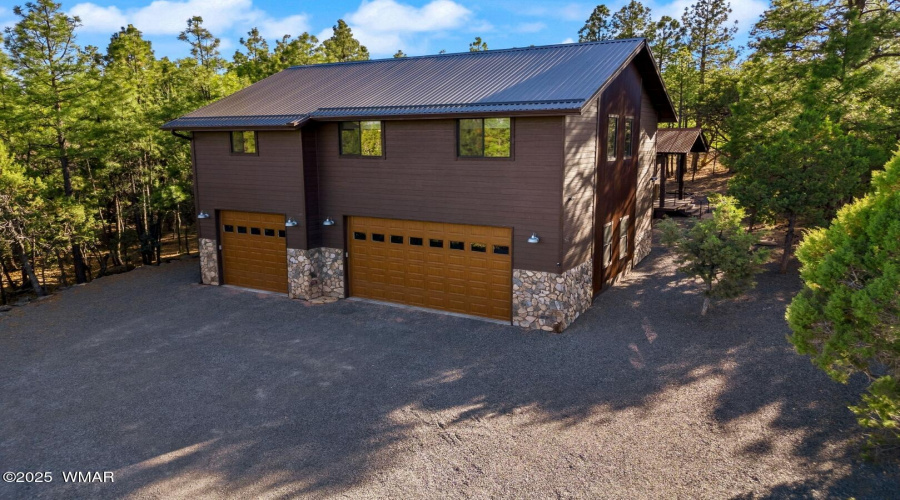 3 car garage