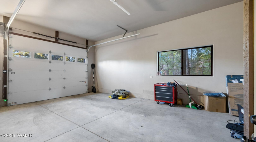 3rd garage interior
