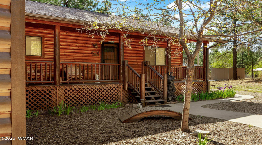 BlackCanyon Front Entrance