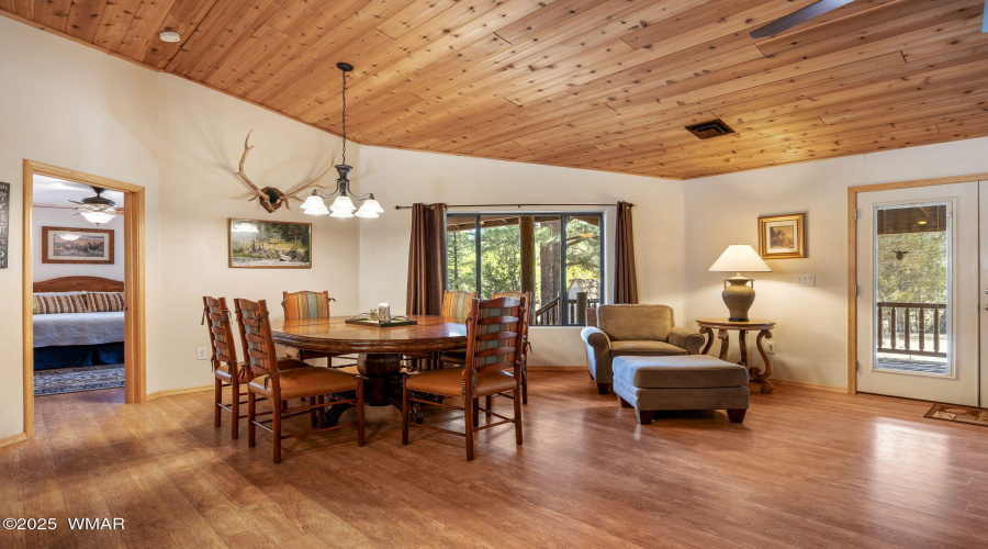 BlackCanyon Dining Area-AZ-11