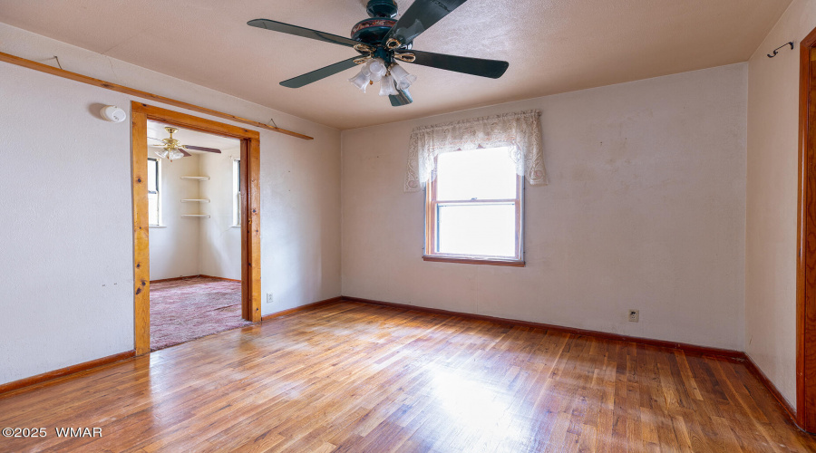 photo25 2257 Curry Lane LS Jenn 052425