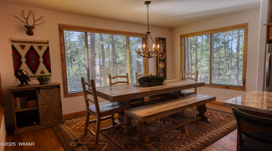 Diningroom with views to die for