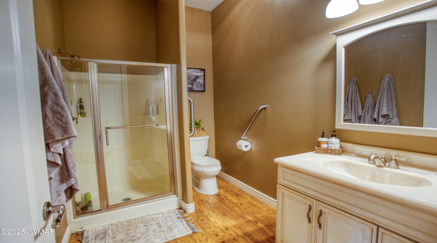 Caldwell guest home 8