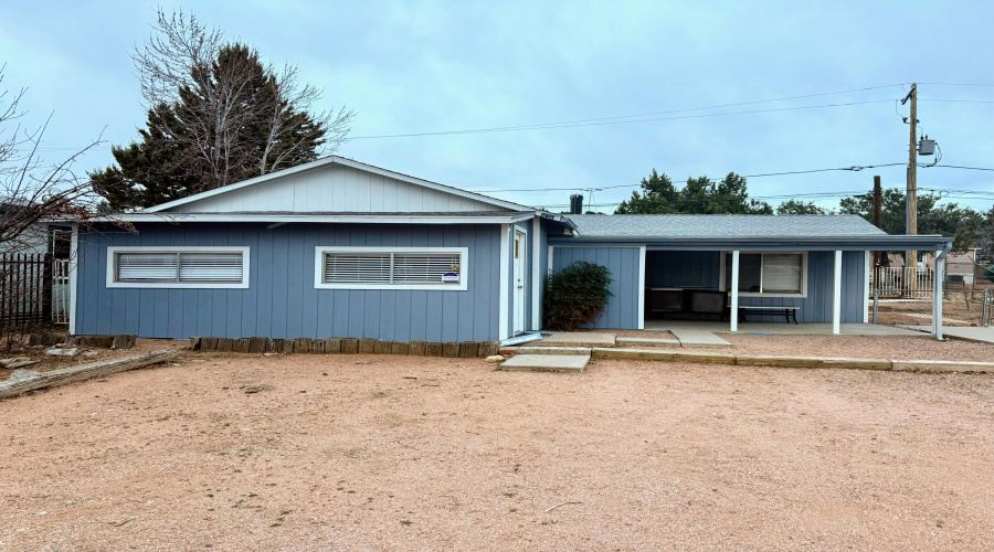 115 E Cedar Ln