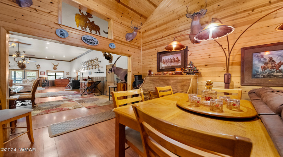 Breakfast Room
