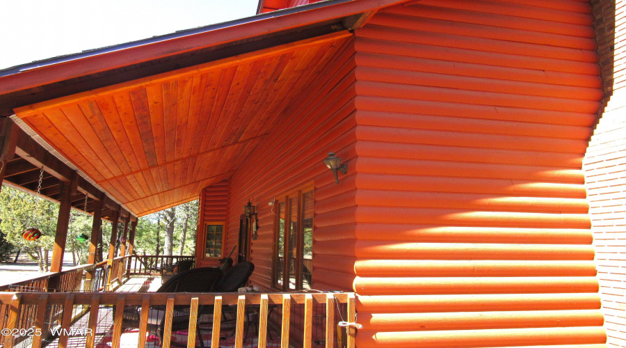 3048 Ponderosa Road-Front Porch
