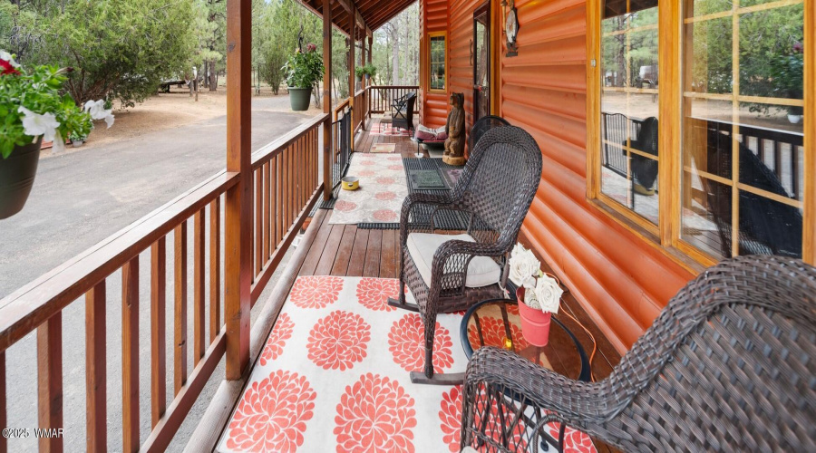 3048 Ponderosa Road-Front Deck