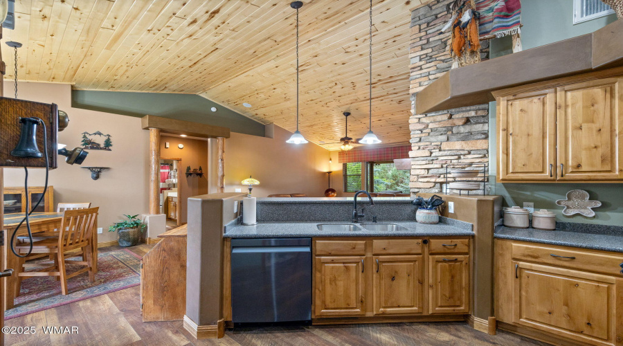 380RetreatDr-ShowLow-AZ-12