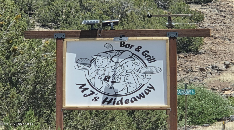 MJ's Hideaway