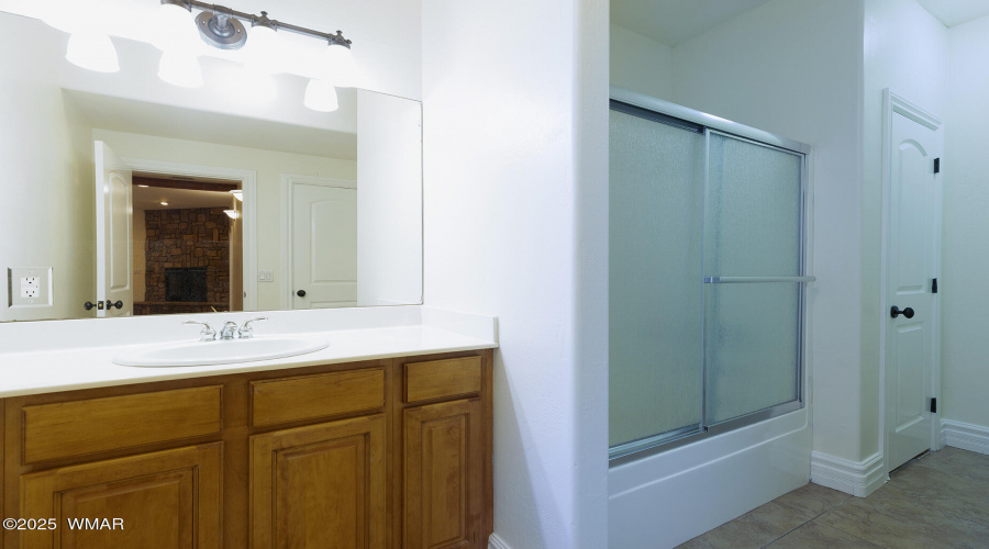 Bathroom 4