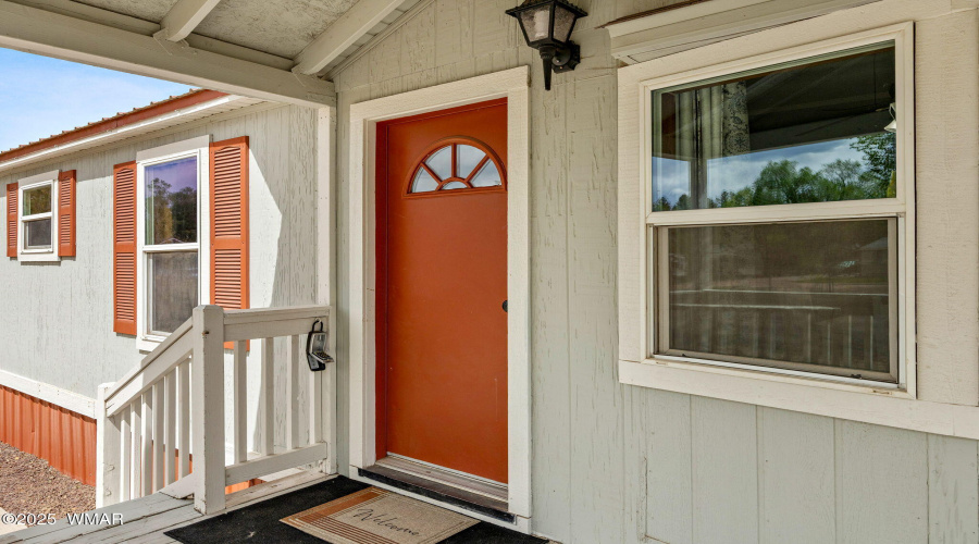 WELCOMING FRONT DOOR