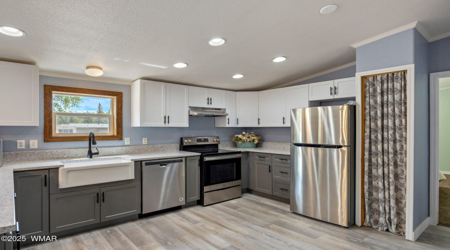 GORGEOUS KITCHEN
