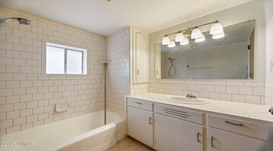 Owners Bath