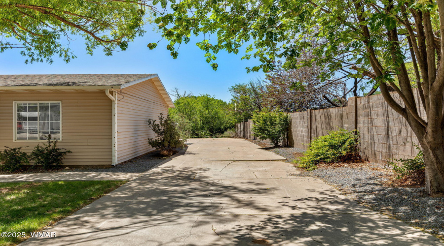 215E10thSSt-Snowflake-AZ-29