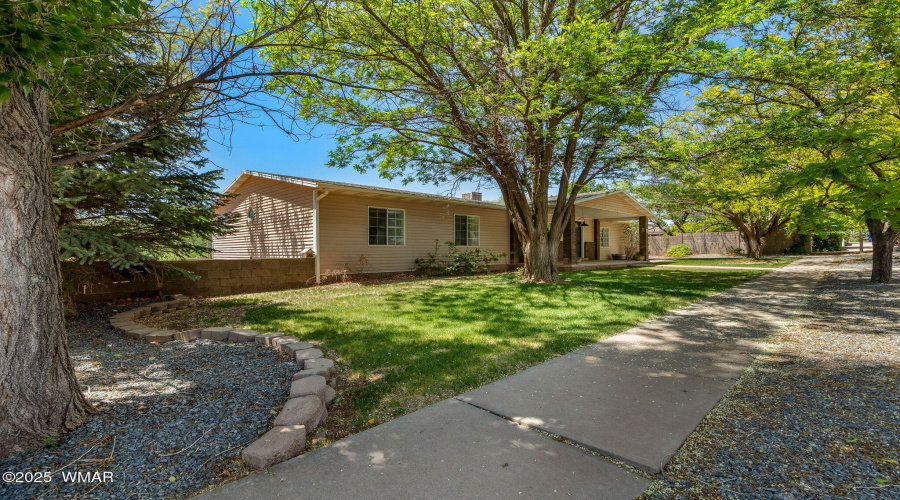 215E10thSSt-Snowflake-AZ-3