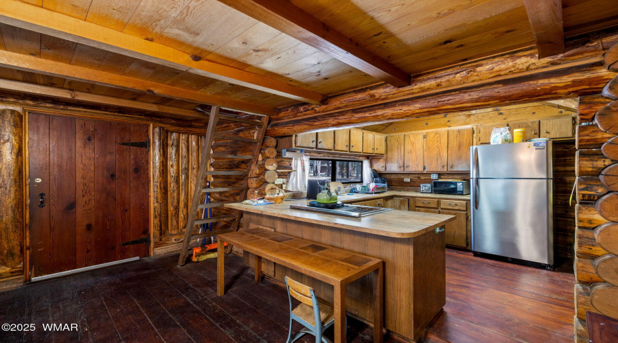 1137WHummingbirdCir-Pinetop-AZ-10